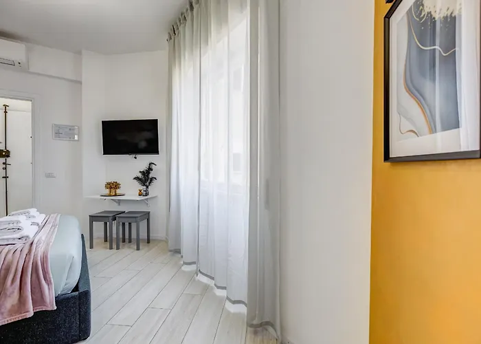 Bdc - Nest! Small But Cozy